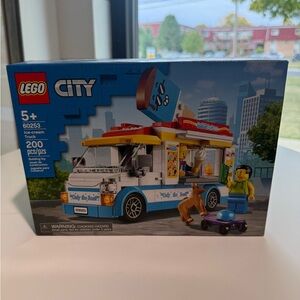 NWT Lego City Ice Cream Truck - UNOPENED